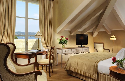 Oleggio Castello Hôtel | Castello Dal Pozzo