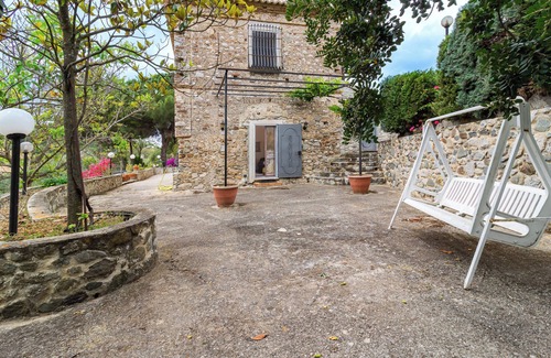 Roccella Jonica Maison | Castello degli Ulivi: sea, nature, relaxation in Roccella Ionica