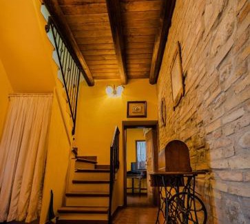 Mosciano Sant'Angelo Lit Et Petit-Déjeuner | Castello di Petecciano B&B