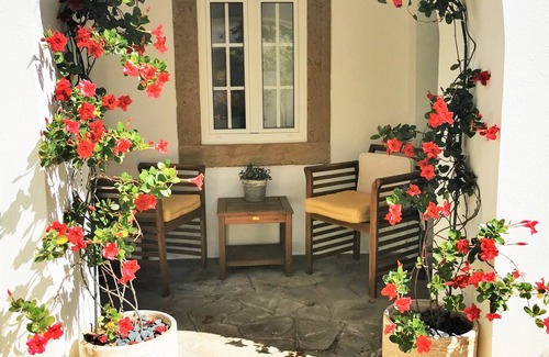 Sines Maison | Castle House and Beach