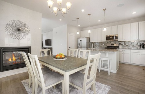 Castle Rock Maison | Castle Rock King / Queen with View
