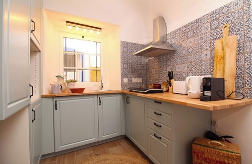 Arraiolos Maison | Castle Terrace (pets allowed)