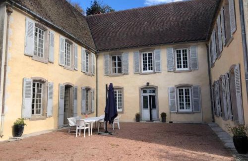 Chiddes Maison | Castle To Find Yourself