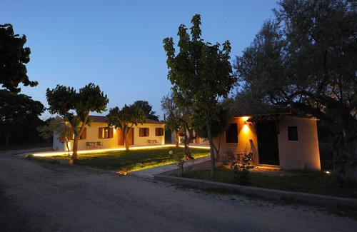 Mystras Location De VR | Castle View Bungalows