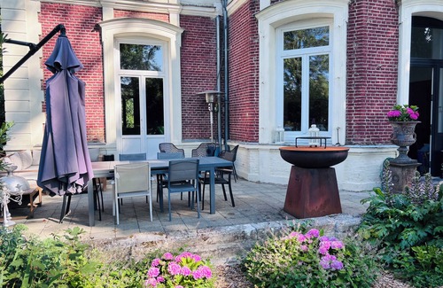 Sains-du-Nord Maison | Castle with private garden, Jacuzzi, hiking and biking trails for family/friends group