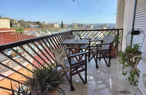 Sykies Appartement | CastleView 2BR Spacious Apartment with City View