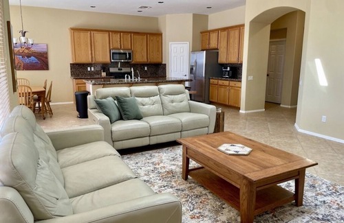 Gold Canyon Maison | Casual Comfort Heated Pool Near Superstition Mountain's Best Trails!