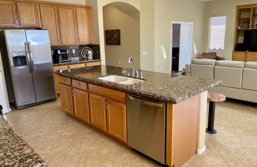 Gold Canyon Maison | Casual Comfort Heated Pool Near Superstition Mountain's Best Trails!