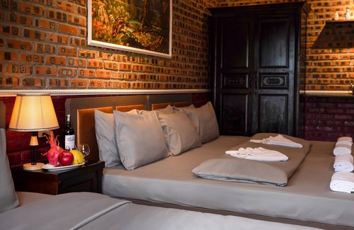 Cat Hai Cabine | Cat Ba Spring Garden Homestay