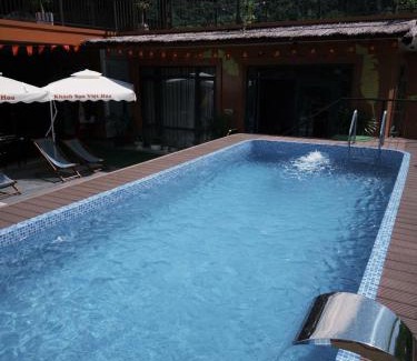 Cat Hai Hôtel | Cat Ba Viet Hoa Hotel & Residence - Pool & Bar