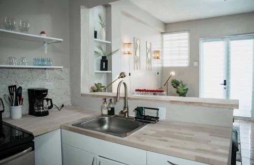 Catano Appartement | Cataño Coqui 4Br/3Ba 2 King Beds, Movie Room, Ferry to Old San Juan