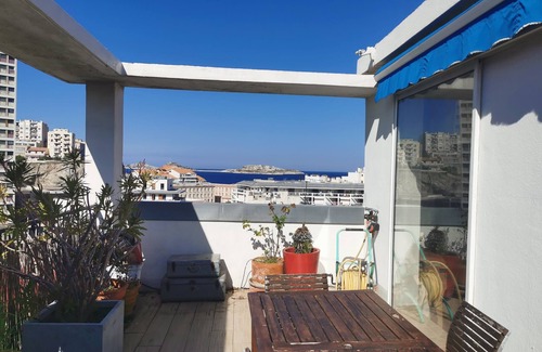 Le Pharo Appartement | Catalans. A 2mn de la Plage, Beaut3 Dernier Étage Grande Terrasse vue sur mer