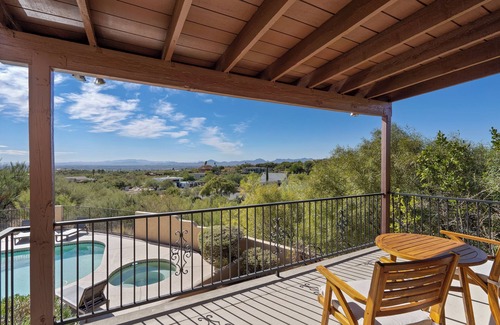 Tucson Maison | Catalina Foothills, 5 bedroom, Heated Pool and Spa, Views, Sleeps 16+