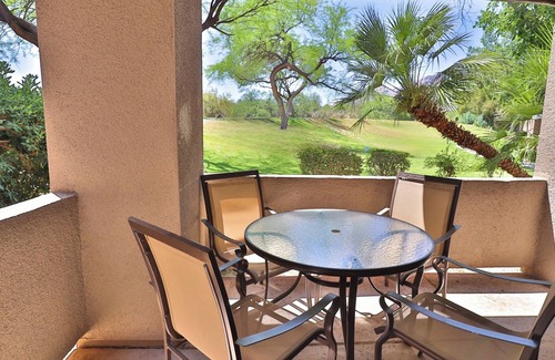 Tucson Copropriété | Catalina Foothills Condo on the 15th Fairway of Ventana Canyon Golf Course