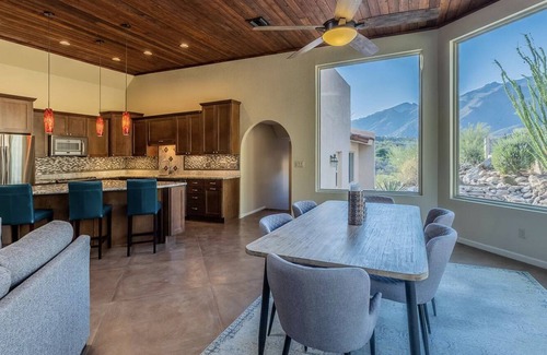 Cimarron Foothills Estates Maison | Catalina Foothills private escape with views, pool, and spa
