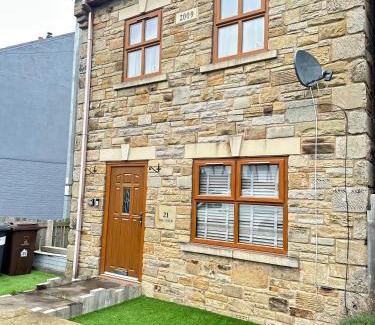 Birdwell Maison | Catalina View - 4 Bed Yorkshire Charm