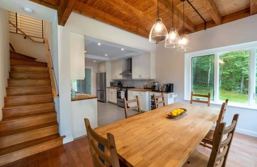 Egremont Maison | Catamount, Zip Line, Private Setting, Book Now!