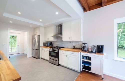 Egremont Maison | Catamount, Zip Line, Private Setting, Book Now!