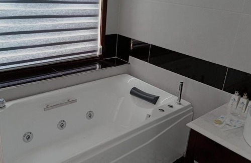 Cat Hai Appartement | catba sky way boat