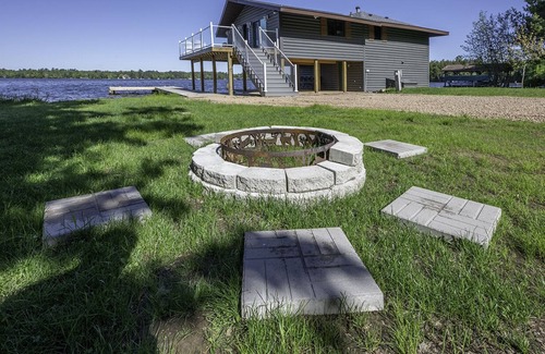 Eagle River Maison | Catfish Lake Boathouse - Facing West/Sandy Frontage, on the water!!