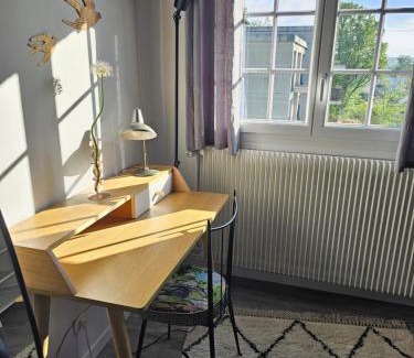 Gif-sur-Yvette Lit Et Petit-Déjeuner | Cati's greenhouse - chambre d'hôtes cosy et calme à 700m du RER B