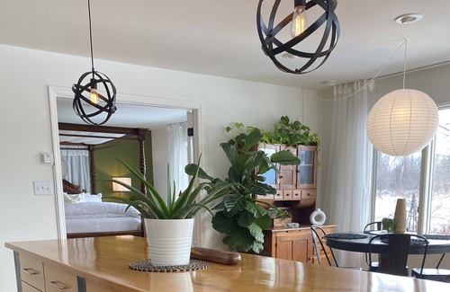 Freehold Appartement | Catskill Mountain View-Private Deck-Golf/Skiing