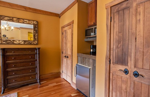 Hunter Copropriété | Catskills Mountain Escape - Private Luxury for Two