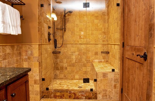 Hunter Copropriété | Catskills Mountain Escape - Private Luxury for Two