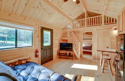 Sidney Center Maison | Catskills Tiny Home Cabin Surrounded by Nature!