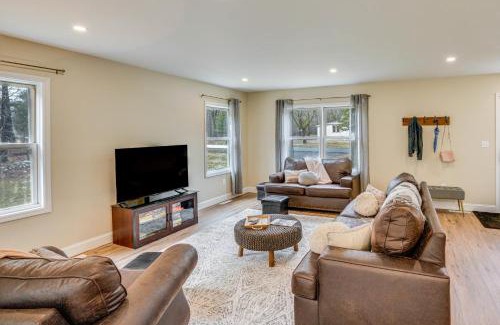 Greenville Maison | Catskills Winter Getaway with Game Room