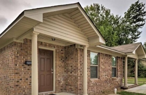 Conway Maison | Cavalier in Conway (3-Bedroom) by RedAwning