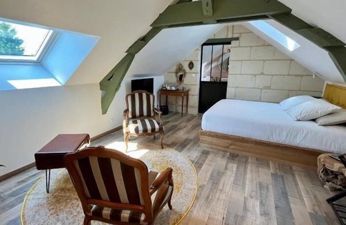 Restigne Hôtel | Cave Auger La Maison d'Hotes