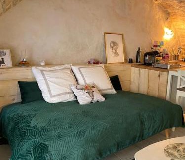 Pignan Appartement | Cave de charme 18ème siècle