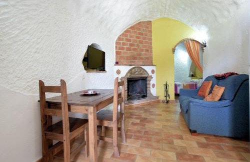 Guadix Maison | Cave house with private terrace on a small complex