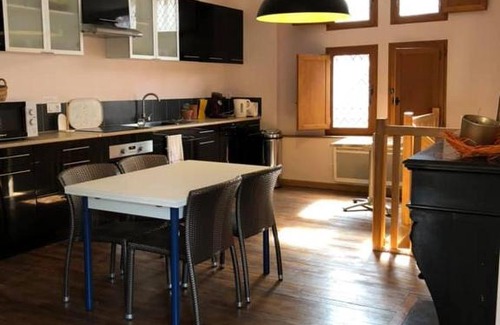Bar-sur-Seine Maison | Caveau de la tour