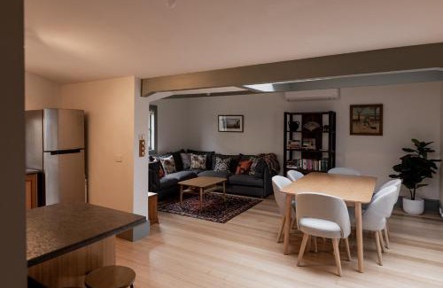 Hobart Central Business District Maison | Cavell Street Cottage in West Hobart