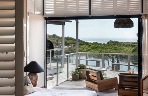 Caves Beach Hôtel | Caves Coastal Bar & Bungalows