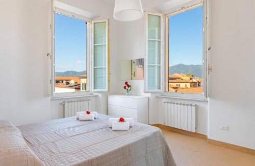 Pisa City Centre Appartement | -Cavour 8- 3 rooms with views - near the Tower