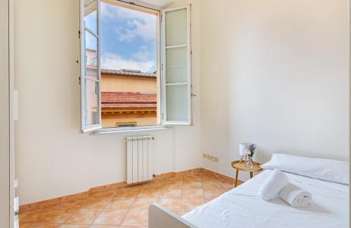 Pisa City Centre Appartement | Cavour 9 - Luminoso 3 Camere Borgo Stretto Vista in Centro