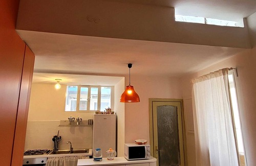 Historical Center Appartement | Cavour Charming terraced apartment in the Historic Center of Naples