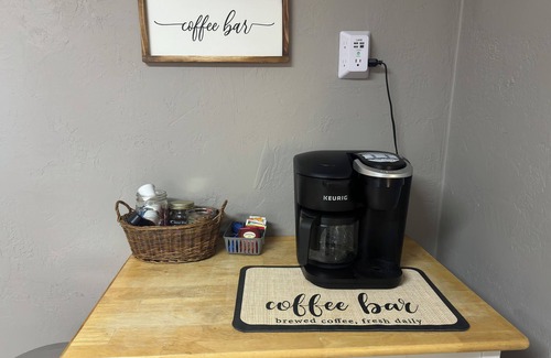 Ponca City Maison | Cedar Bunkhouse close to all Ponca City amenities!