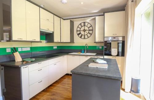 Norwich Maison | Cedar Cottage