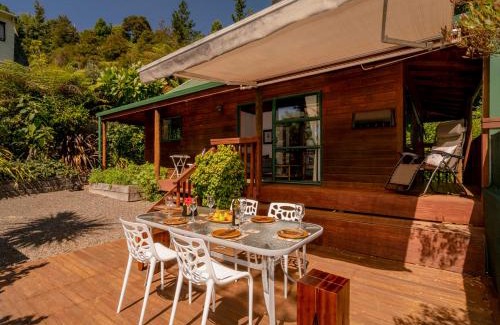 Tairua Maison | Cedar Cottage - Tairua Holiday Home