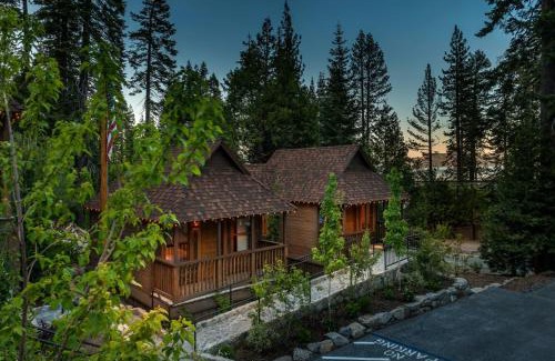 Homewood Maison | Cedar Crest - Woodpecker Cottage 7