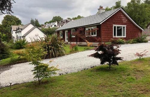Oban Maison | Cedar Lodge