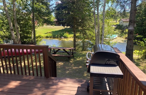 Gannon Village Cottage | Cedar Lodge on Buckhorn Lake - Freshly Renovated on Buckhorn Lake
