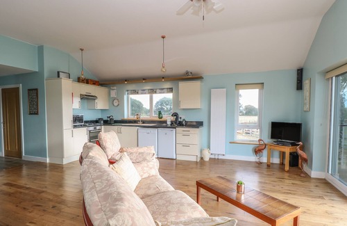 Attleborough Cottage | Cabine Deux, OLD BUCKENHAM
