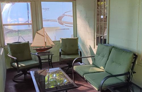 Honor Maison | Cedar Shores