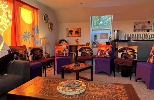 Shotts Maison | Celebrating or Relaxing 5-star farm stay with spa and more!