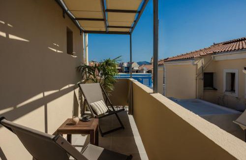 Lixouri Appartement | Celés Suite in Kefalonia with Balcony Nomadē Agora